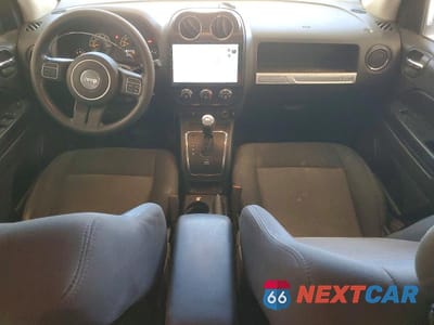 Zdjęcie 8 z 12 samochodu: 2014 JEEP COMPASS SPORT VIN:1C4NJCBAXED742853 - miniatura