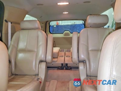Zdjęcie 10 z 13 samochodu: 2007 CHEVROLET SUBURBAN K1500 VIN:3GNFK16327G116051 - miniatura