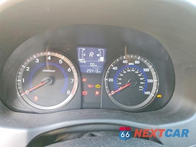 Zdjęcie 9 z 12 samochodu: 2016 HYUNDAI ACCENT SE VIN:KMHCT4AE4GU081377 - miniatura