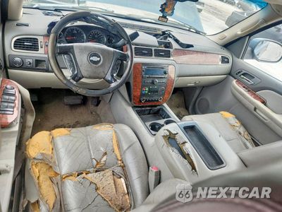 Zdjęcie 8 z 13 samochodu: 2008 CHEVROLET TAHOE C1500 VIN:1GNFC13J18R164657 - miniatura