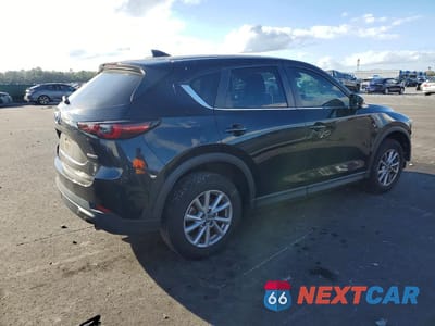 Trzecie zdjęcie samochodu z tyłu: 2023 MAZDA CX-5 PREFERRED VIN:JM3KFBCM8P0266790 - miniatura