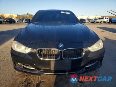 Piąte zdjęcie samochodu w środku: 2013 BMW 328 XI SULEV VIN:WBA3B5G52DNS02012 - miniatura