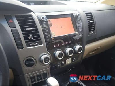 Zdjęcie 11 z 14 samochodu: 2012 TOYOTA SEQUOIA LIMITED VIN:5TDJW5G11CS060675 - miniatura