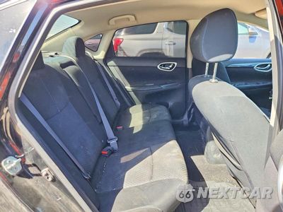Zdjęcie 10 z 12 samochodu: 2019 NISSAN SENTRA SR VIN:3N1AB7AP4KY326690 - miniatura