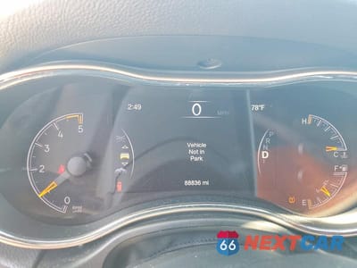 Zdjęcie 9 z 12 samochodu: 2016 JEEP GRAND CHEROKEE LIMITED VIN:1C4RJFBM9GC332745 - miniatura