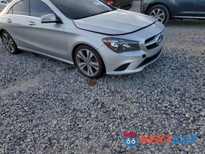Czwarte zdjęcie samochodu z boku: 2018 MERCEDES-BENZ CLA 250 VIN:WDDSJ4EB6JN505803 - miniatura