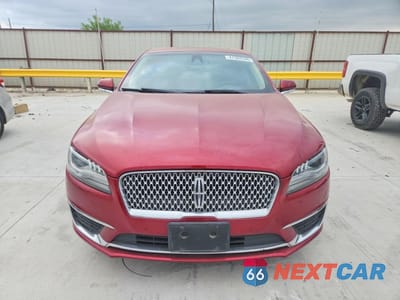 Piąte zdjęcie samochodu w środku: 2019 LINCOLN MKZ RESERVE II VIN:3LN6L5MU6KR625450 - miniatura