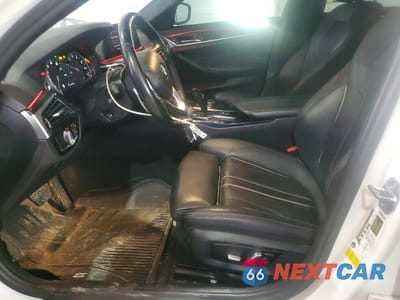 Zdjęcie 7 z 12 samochodu: 2019 BMW 530 I VIN:WBAJA5C58KWW15768 - miniatura