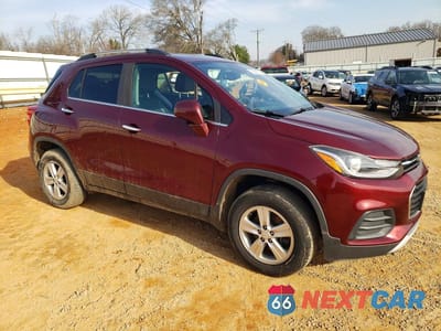 Czwarte zdjęcie samochodu z boku: 2017 CHEVROLET TRAX 1LT VIN:3GNCJPSBXHL194737 - miniatura