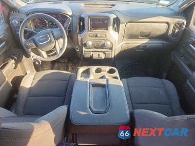 Zdjęcie 8 z 12 samochodu: 2023 GMC SIERRA K1500 VIN:1GTRUAED3PZ148341 - miniatura