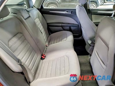 Zdjęcie 10 z 13 samochodu: 2016 FORD FUSION S VIN:3FA6P0G74GR246784 - miniatura