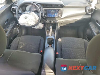 Zdjęcie 8 z 12 samochodu: 2023 NISSAN KICKS SV VIN:3N1CP5CV3PL554145 - miniatura