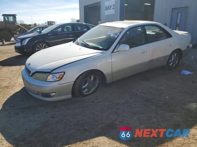 2000 LEXUS ES 300 BASE JT8BF28G1Y5081494 - główne zdjęcie licytacji z USA - miniatura