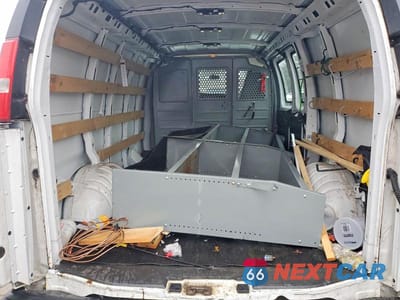 Zdjęcie 10 z 13 samochodu: 2017 GMC SAVANA 2500 CARGO UTILITY / SERVICE VAN VIN:1GTW7AFF9H1912347 - miniatura