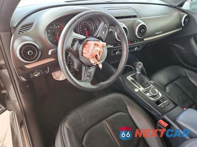 Zdjęcie 8 z 12 samochodu: 2019 AUDI A3 PREMIUM VIN:WAUAUGFF1K1024377 - miniatura