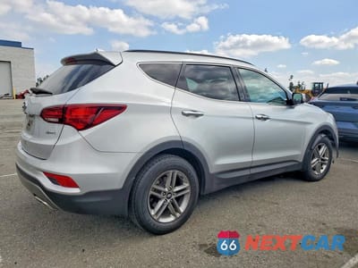 Trzecie zdjęcie samochodu z tyłu: 2018 HYUNDAI SANTA FE SPORT 2.4L VIN:5XYZU3LB7JG509847 - miniatura