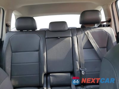 Zdjęcie 10 z 14 samochodu: 2019 VOLKSWAGEN TIGUAN SE VIN:3VV3B7AX6KM065366 - miniatura