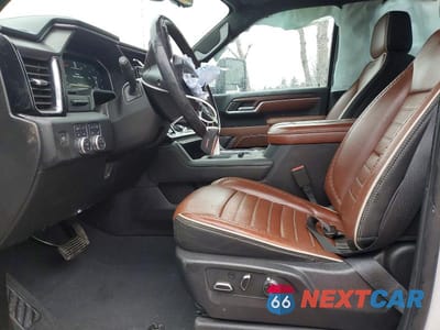 Zdjęcie 7 z 14 samochodu: 2024 GMC SIERRA K3500 DENALI ULTIMATE VIN:1GT49YEY7RF362129 - miniatura