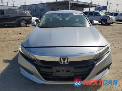 Piąte zdjęcie samochodu w środku: 2020 HONDA ACCORD LX VIN:1HGCV1F12LA035000 - miniatura