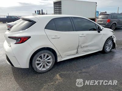 Trzecie zdjęcie samochodu z tyłu: 2024 TOYOTA COROLLA HATCHBACK SE VIN:JTND4MBE9R3229063 - miniatura