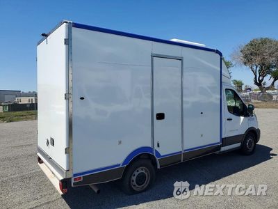 Trzecie zdjęcie samochodu z tyłu: 2020 FORD TRANSIT DELIVERY TRUCK VIN:1FDBW5Z88LKA75546 - miniatura