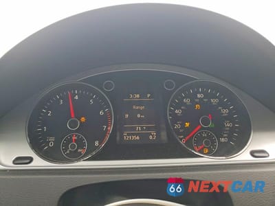 Zdjęcie 9 z 13 samochodu: 2015 VOLKSWAGEN CC SPORT VIN:WVWBN7AN0FE803576 - miniatura