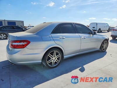 Trzecie zdjęcie samochodu z tyłu: 2010 MERCEDES-BENZ E 350 VIN:WDDHF5GB6AA078094 - miniatura