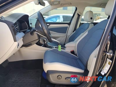 Zdjęcie 7 z 12 samochodu: 2025 VOLKSWAGEN JETTA SE VIN:3VW7X7BU0SM043270 - miniatura