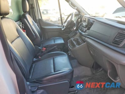 Piąte zdjęcie samochodu w środku: 2020 FORD TRANSIT DELIVERY TRUCK VIN:1FDBW5Z8XLKB24942 - miniatura