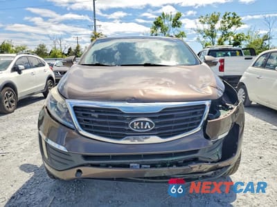 Piąte zdjęcie samochodu w środku: 2012 KIA SPORTAGE EX VIN:KNDPC3A24C7185415 - miniatura