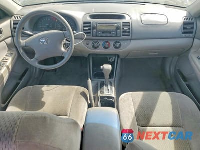 Zdjęcie 8 z 11 samochodu: 2004 TOYOTA CAMRY LE V6 VIN:4T1BF30K04U569788 - miniatura