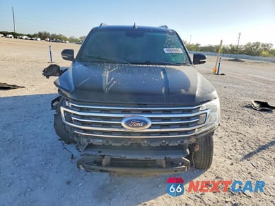 Piąte zdjęcie samochodu w środku: 2018 FORD EXPEDITION XLT VIN:1FMJU1HT2JEA52517 - miniatura
