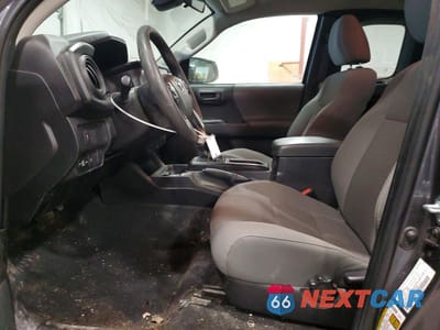 Zdjęcie 7 z 12 samochodu: 2022 TOYOTA TACOMA SR VIN:3TYSX5EN2NT016098 - miniatura