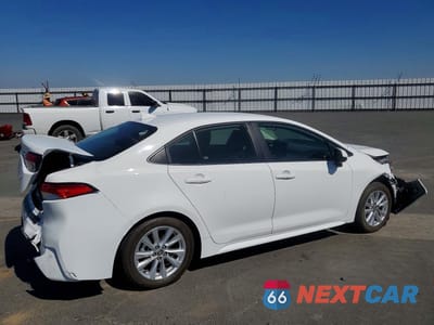 Trzecie zdjęcie samochodu z tyłu: 2024 TOYOTA COROLLA LE VIN:5YFB4MDE9RP161315 - miniatura