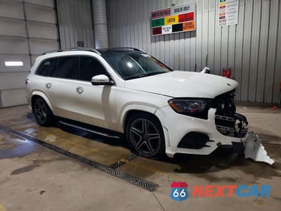 Czwarte zdjęcie samochodu z boku: 2023 MERCEDES-BENZ GLS 450 4MATIC VIN:4JGFF5KE0PA954911 - miniatura
