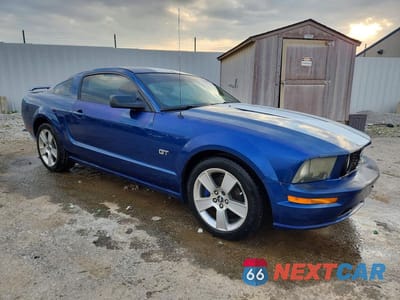 Czwarte zdjęcie samochodu z boku: 2007 FORD MUSTANG GT VIN:1ZVFT82H375358402 - miniatura