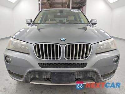 Piąte zdjęcie samochodu w środku: 2014 BMW X3 XDRIVE28I VIN:5UXWX9C5XE0D10103 - miniatura