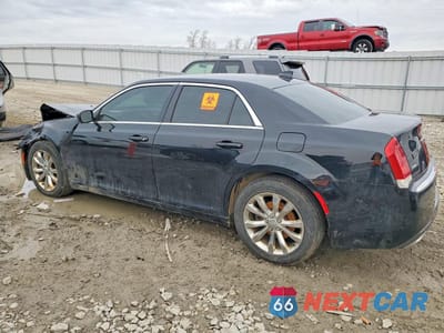 Drugie zdjęcie samochodu z przodu: 2017 CHRYSLER 300 LIMITED VIN:2C3CCARG7HH506835 - miniatura