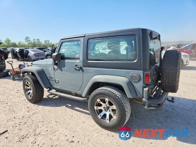 Drugie zdjęcie samochodu z przodu: 2015 JEEP WRANGLER SPORT VIN:1C4GJWAG1FL663207 - miniatura