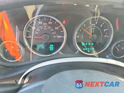 Zdjęcie 9 z 12 samochodu: 2016 JEEP WRANGLER UNLIMITED SPORT VIN:1C4BJWDG1GL139708 - miniatura