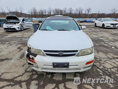 Piąte zdjęcie samochodu w środku: 1998 NISSAN MAXIMA SE VIN:JN1CA21A8WT303275 - miniatura