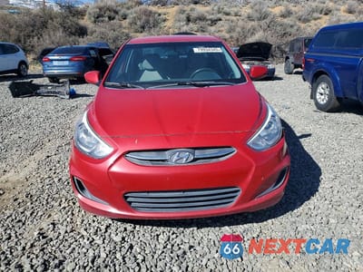 Piąte zdjęcie samochodu w środku: 2016 HYUNDAI ACCENT SE VIN:KMHCT4AE9GU065188 - miniatura