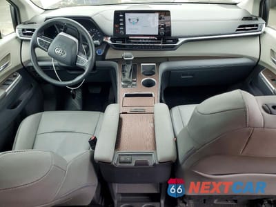Zdjęcie 8 z 12 samochodu: 2024 TOYOTA SIENNA XLE 8-PASSENGER VIN:5TDYRKEC8RS198960 - miniatura