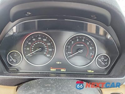 Zdjęcie 9 z 11 samochodu: 2017 BMW 330 XI VIN:WBA8D9G59HNU60766 - miniatura