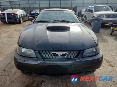 Piąte zdjęcie samochodu w środku: 2004 FORD MUSTANG VIN:1FAFP40624F165607 - miniatura