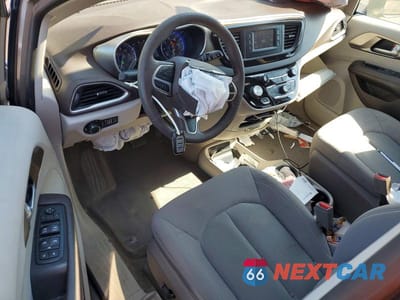 Zdjęcie 8 z 12 samochodu: 2017 CHRYSLER PACIFICA LX VIN:2C4RC1CG0HR770679 - miniatura