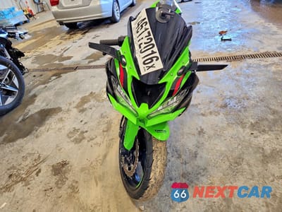 Drugie zdjęcie samochodu z przodu: 2021 KAWASAKI ZX636 K VIN:JKBZXJG19MA016050 - miniatura