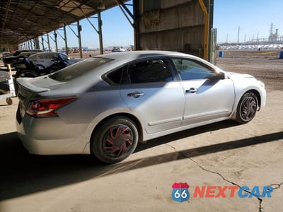 Trzecie zdjęcie samochodu z tyłu: 2015 NISSAN ALTIMA 2.5 S VIN:1N4AL3AP8FC578076 - miniatura