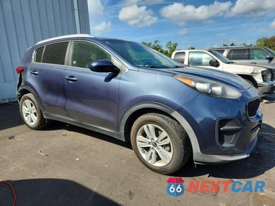 Czwarte zdjęcie samochodu z boku: 2018 KIA SPORTAGE LX VIN:KNDPM3AC2J7481827 - miniatura