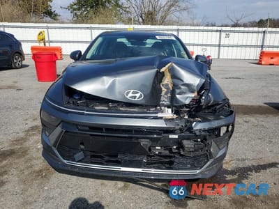 Piąte zdjęcie samochodu w środku: 2026 HYUNDAI SONATA HYBRID BLUE VIN:KMHL24JJ4TA138740 - miniatura